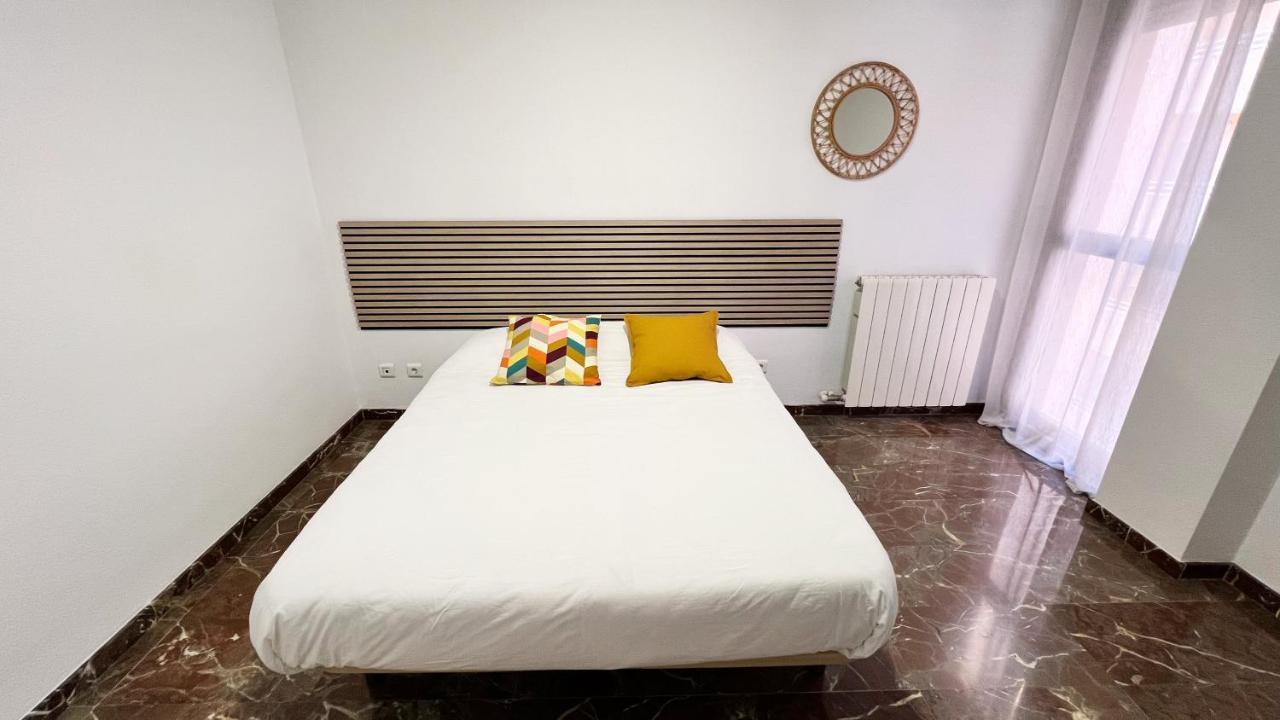 Apartamentos Zaragoza 3000 ภายนอก รูปภาพ