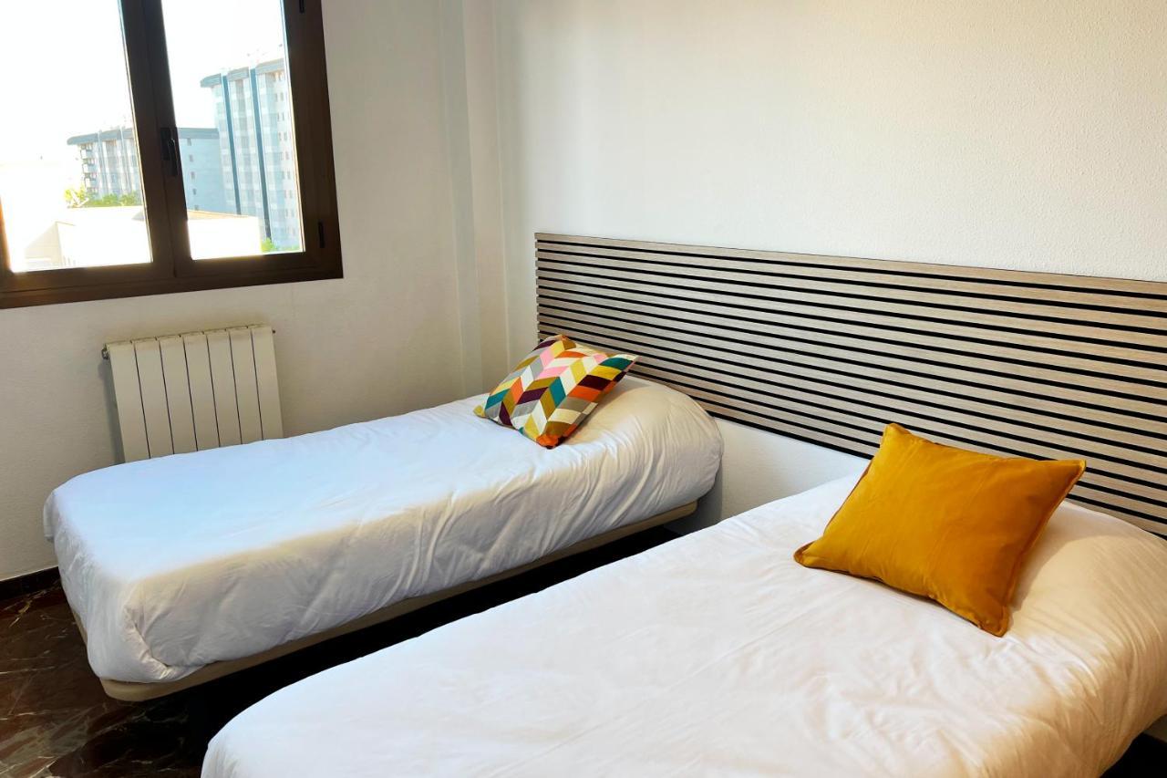 Apartamentos Zaragoza 3000 ภายนอก รูปภาพ